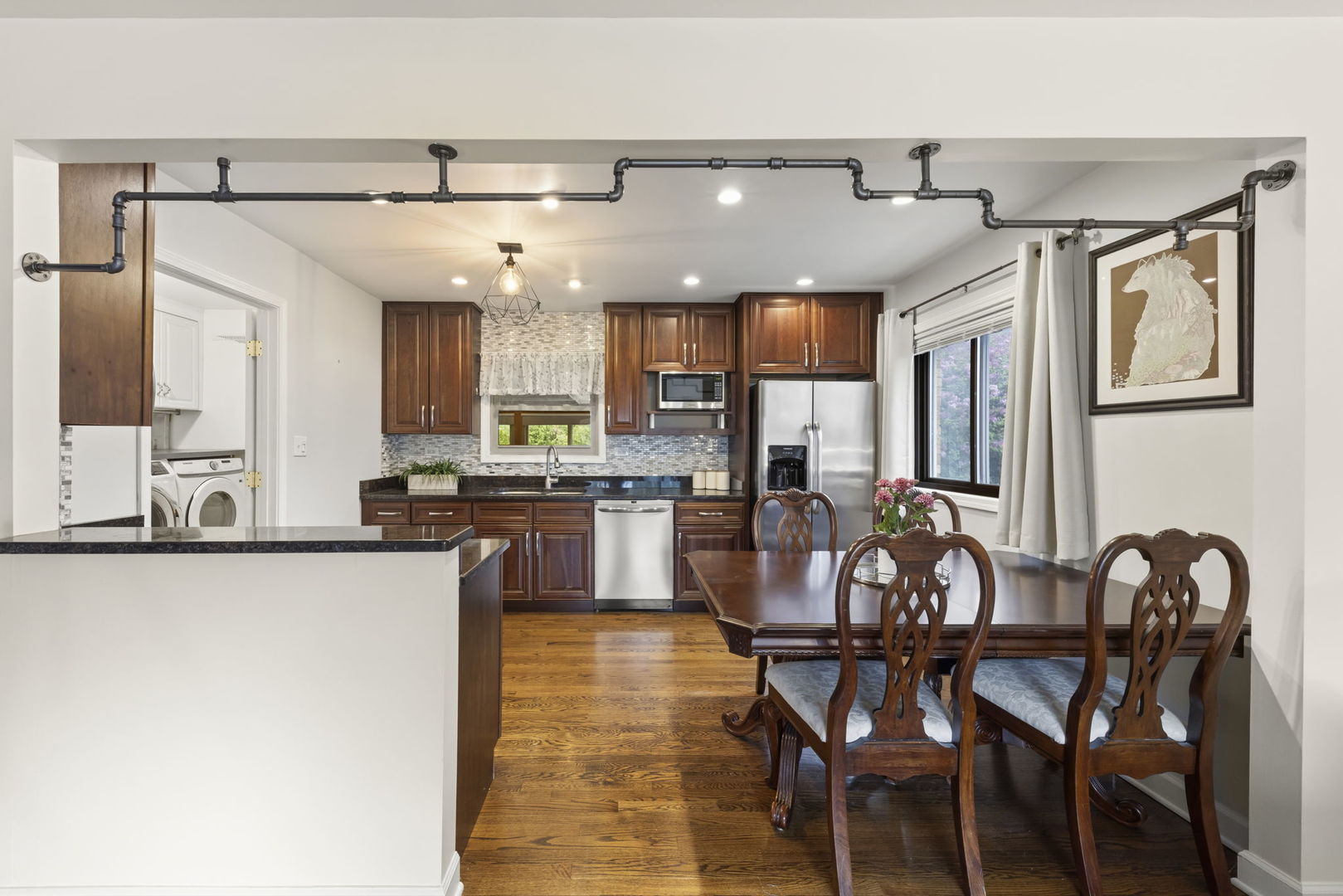 8119 S 83rd Court, Justice, IL 60458