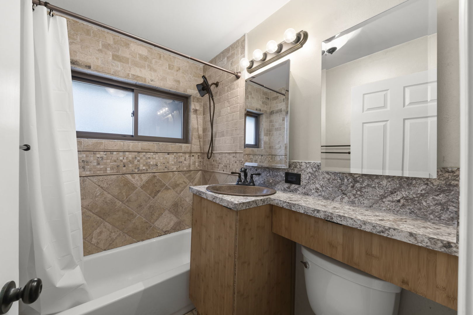 8119 S 83rd Court, Justice, IL 60458