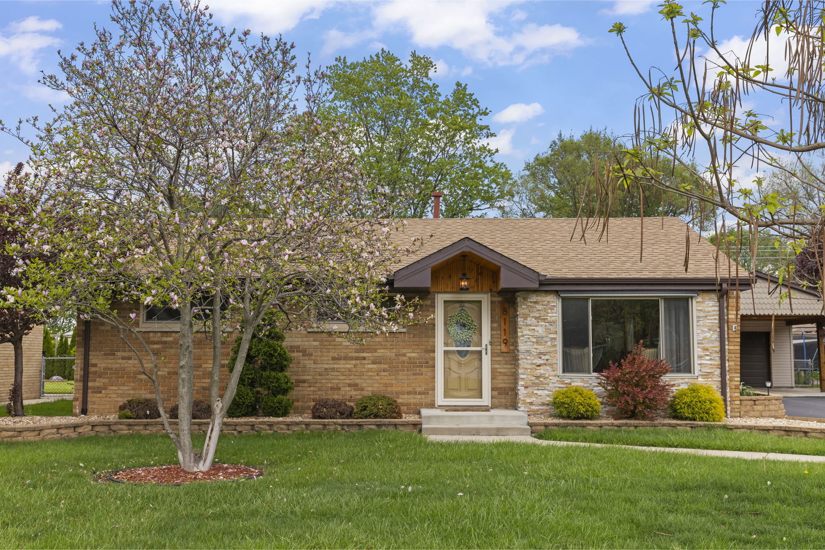 8119 S 83rd Court, Justice, IL 60458