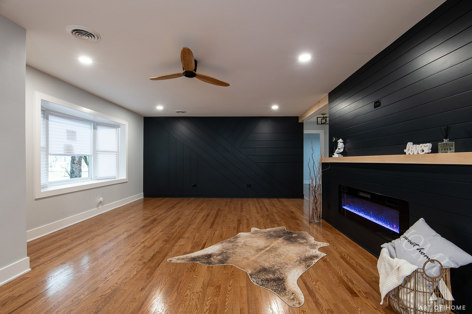 8459 S 85th Court, Hickory Hills, IL 60457