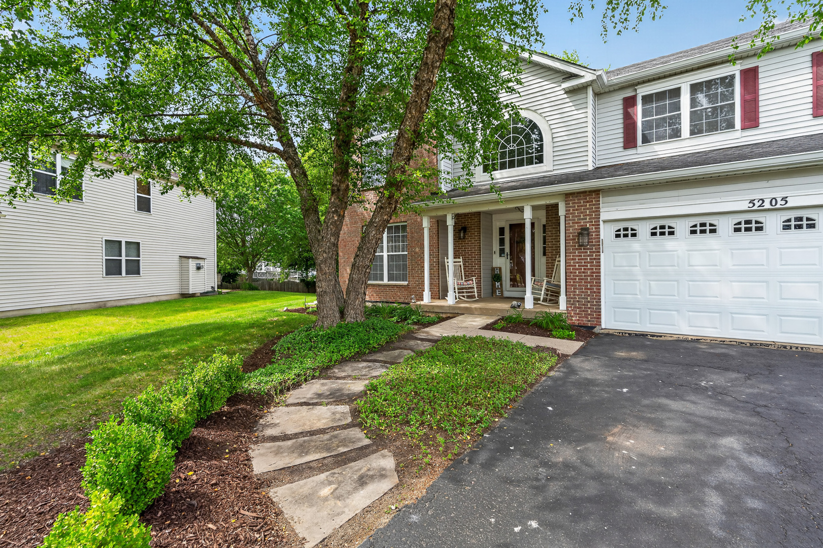5205 Brookshire Estates Drive, Plainfield, IL 60586