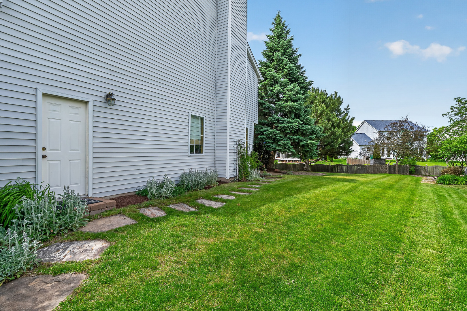 5205 Brookshire Estates Drive, Plainfield, IL 60586