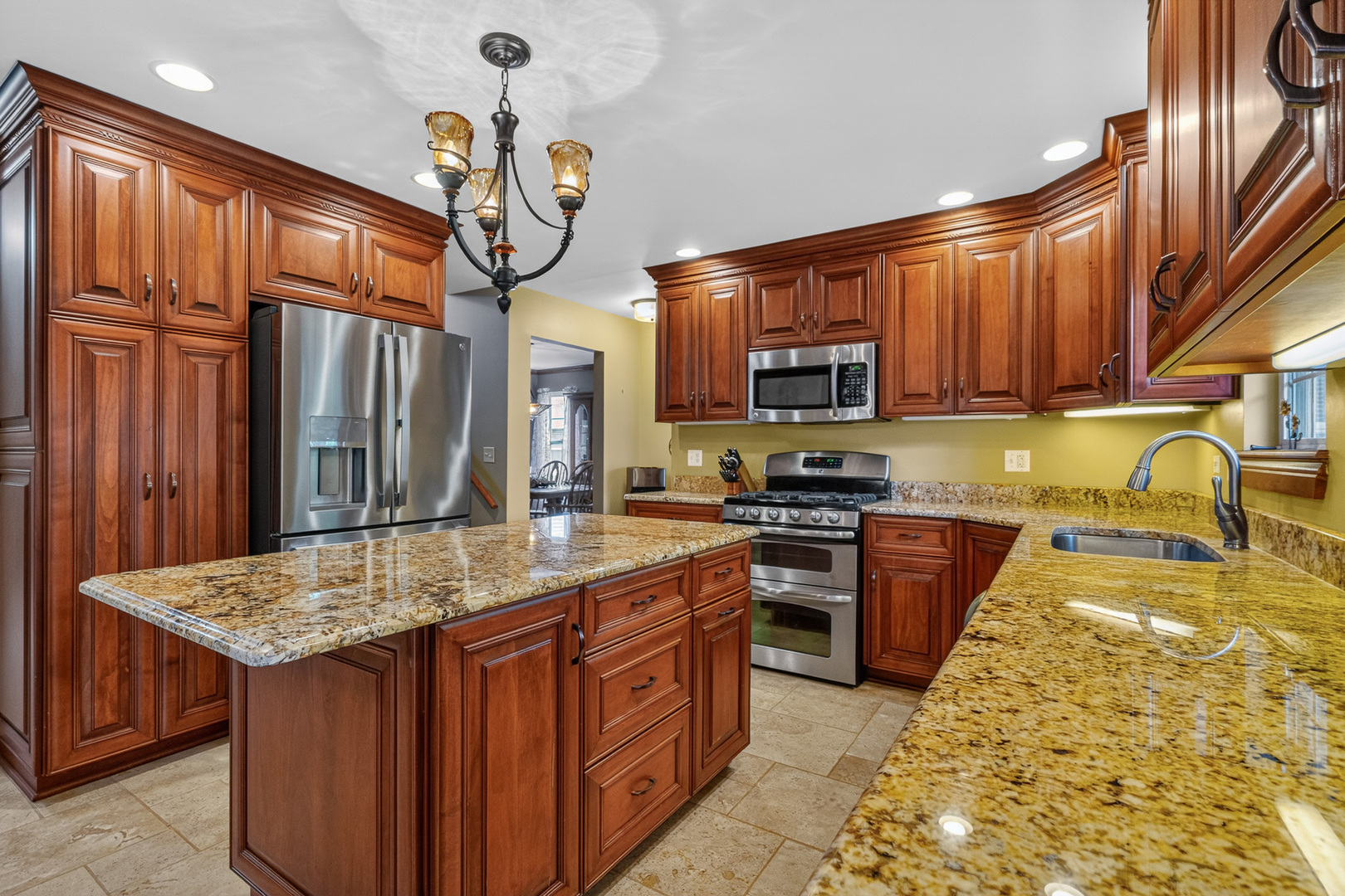 5205 Brookshire Estates Drive, Plainfield, IL 60586