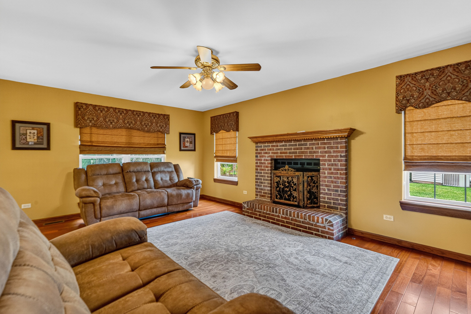 5205 Brookshire Estates Drive, Plainfield, IL 60586