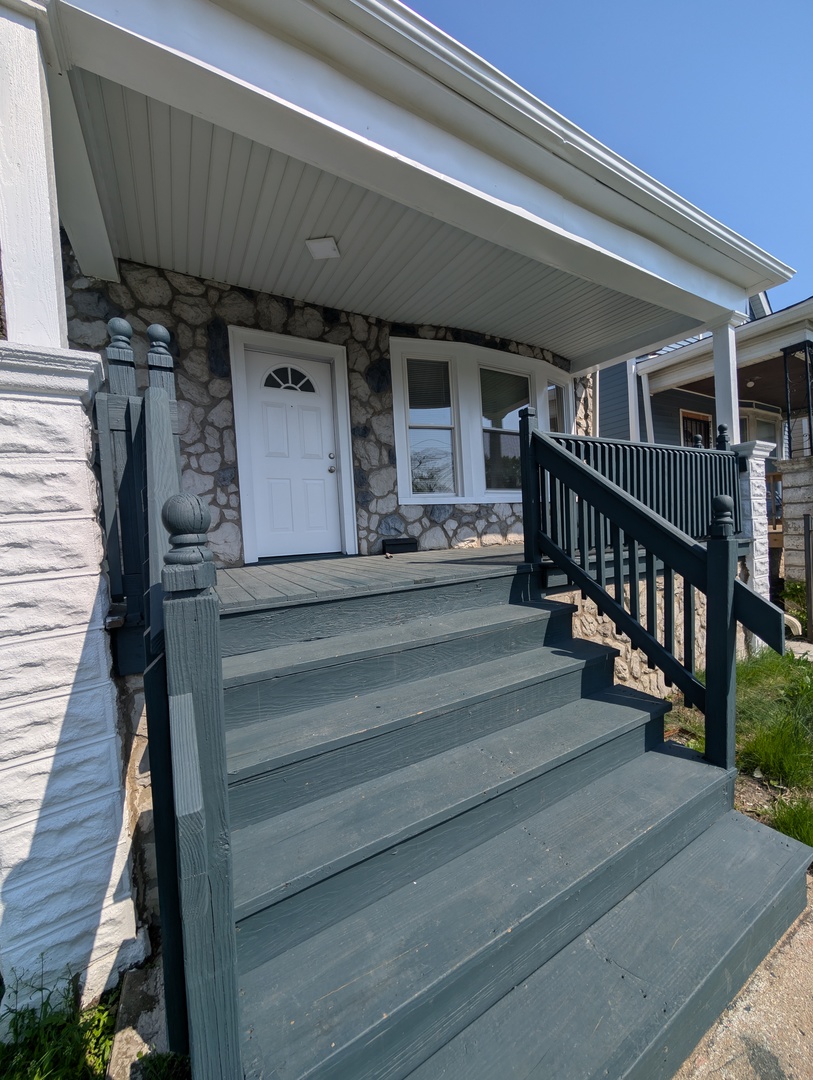 7117 S Wolcott Avenue, Chicago, IL 60636