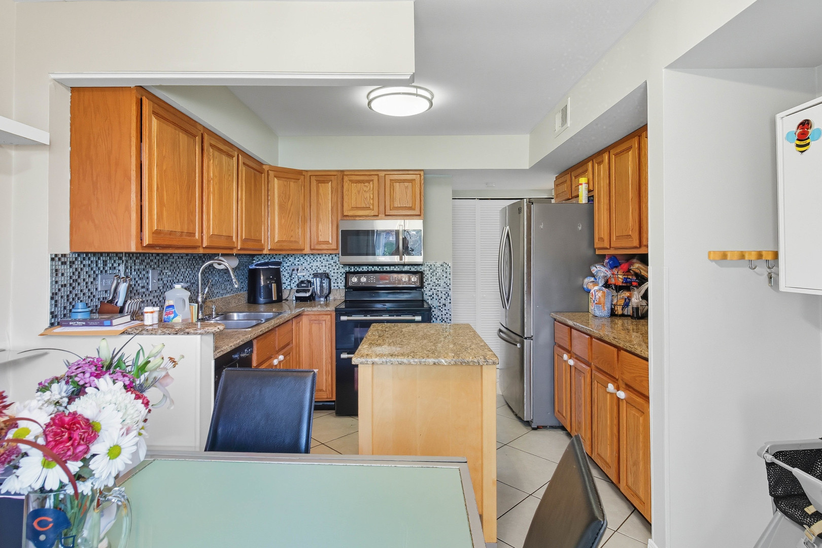 2312 Hyde Court, Schaumburg, IL 60194