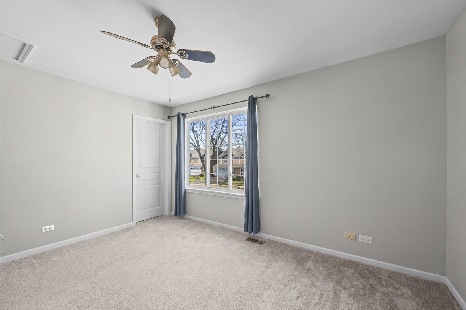 1299 Summersweet Lane, Bartlett, IL 60103