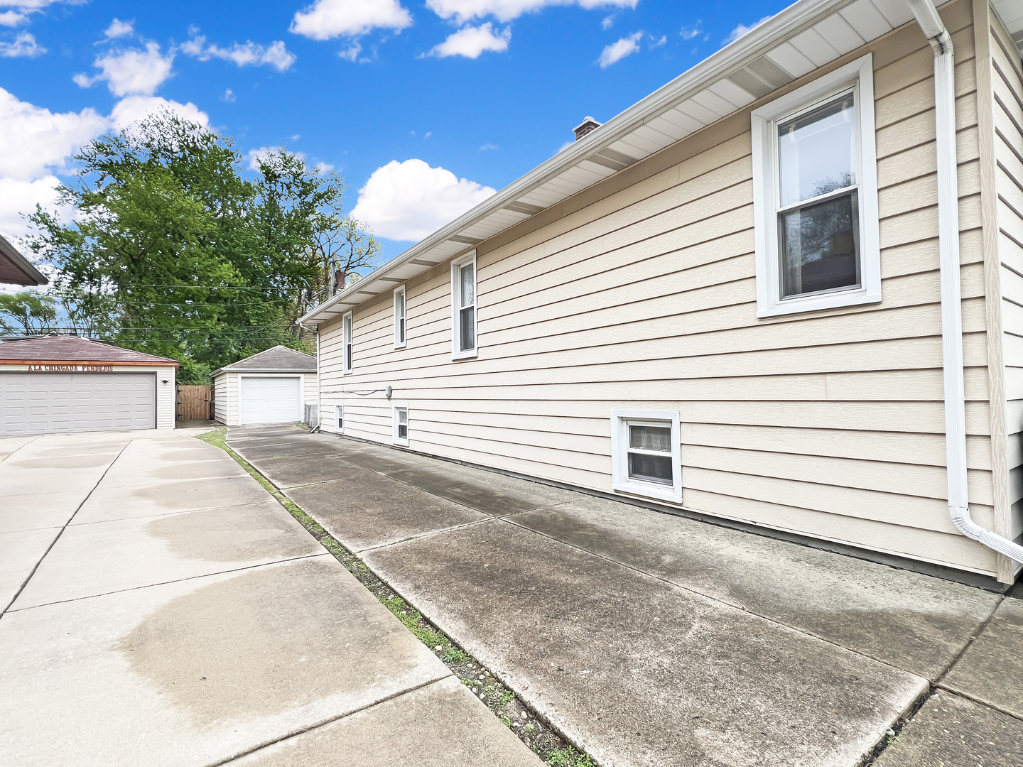 503 Freeland Avenue, Calumet City, IL 60409