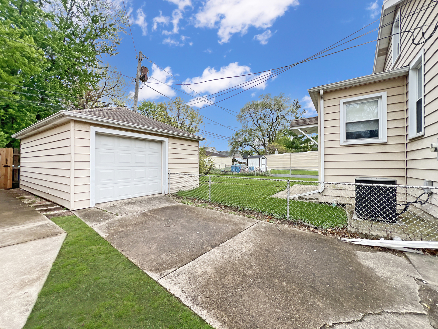 503 Freeland Avenue, Calumet City, IL 60409