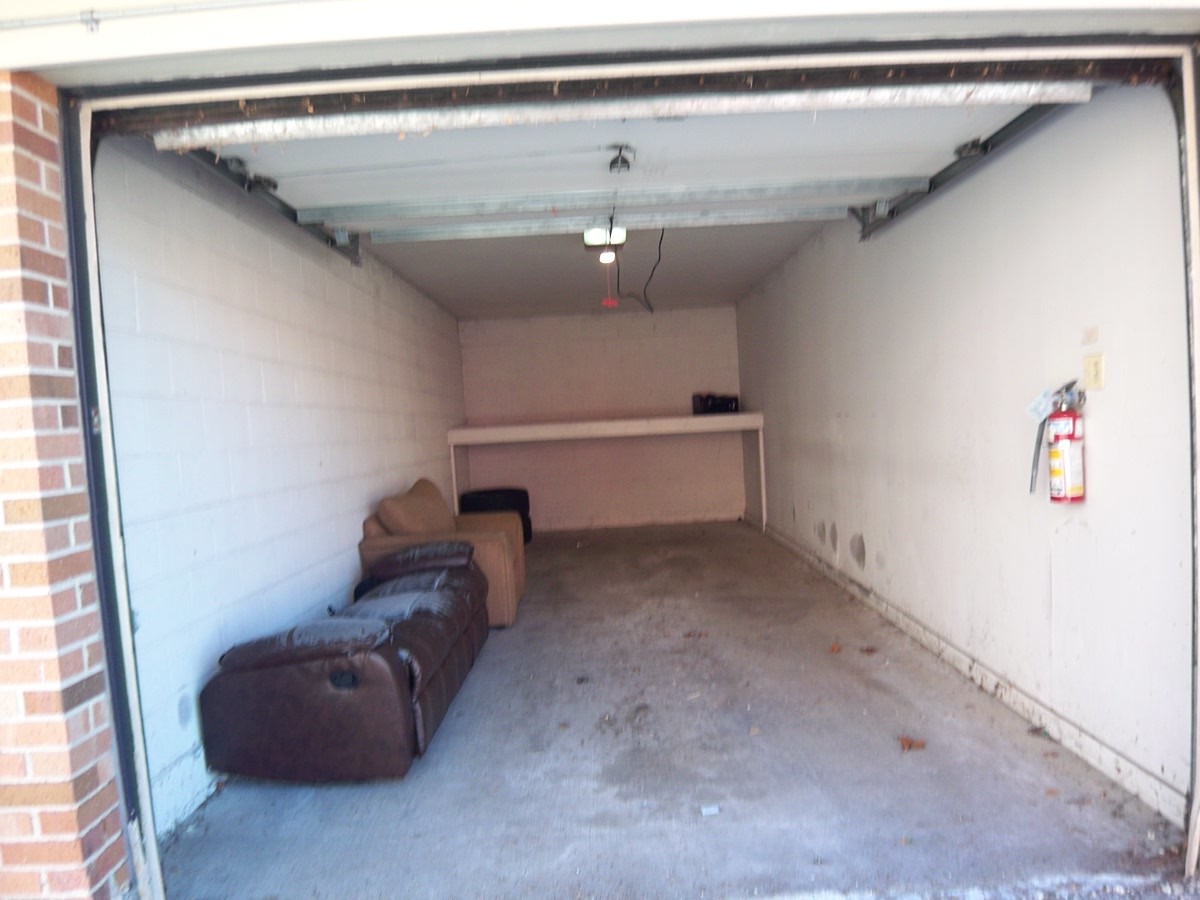 1227 S Old Wilke Road #306, Arlington Heights, IL 60005