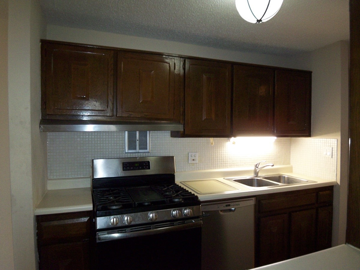 1227 S Old Wilke Road #306, Arlington Heights, IL 60005