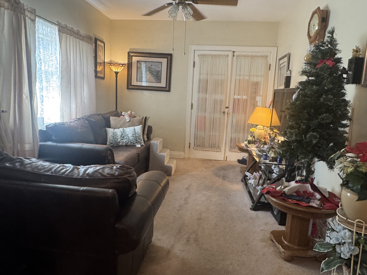 1233 Park Avenue, North Chicago, IL 60064