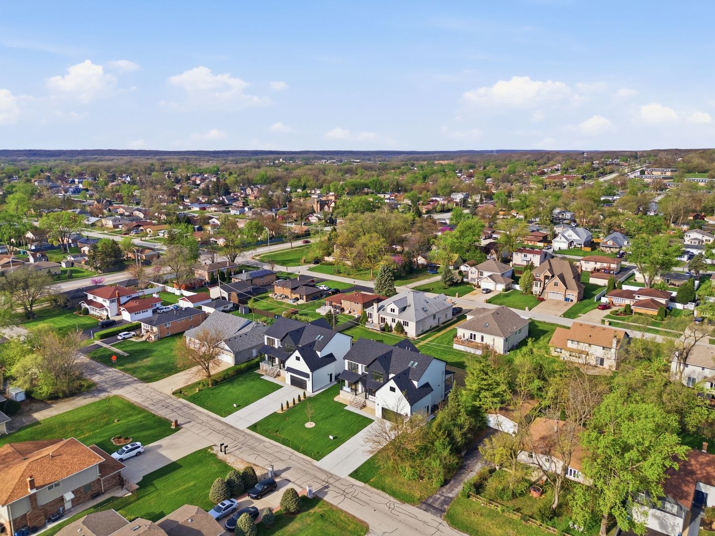 10226 S 81st Avenue, Palos Hills, IL 60465