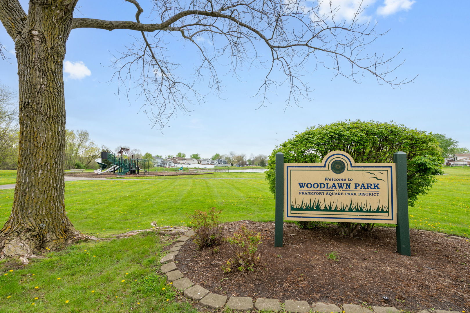 7612 W Woodlawn Drive, Frankfort, IL 60423