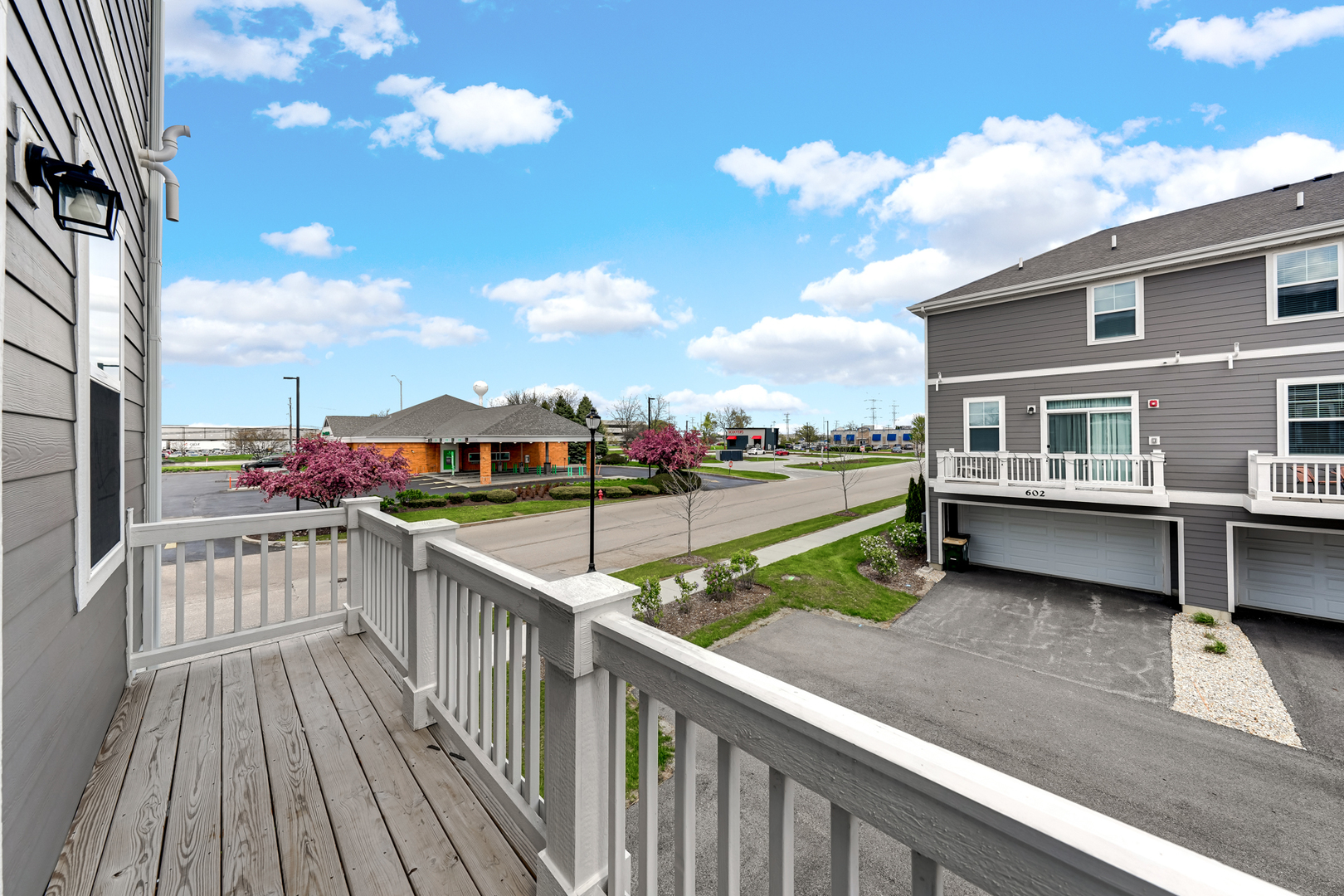 2101 Yellowstone Boulevard, Mundelein, IL 60060