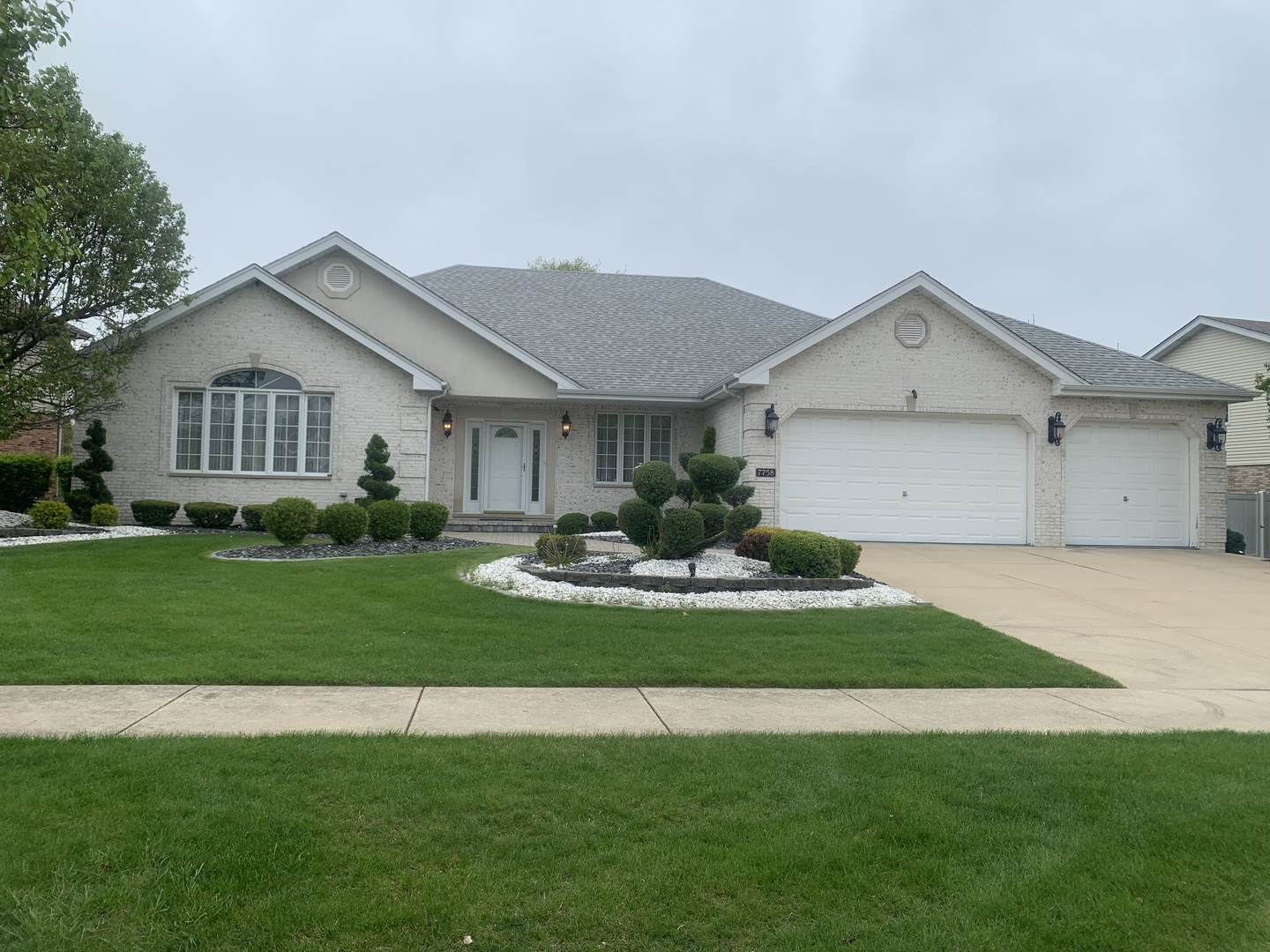 7758 Marquette Drive, Tinley Park, IL 60477