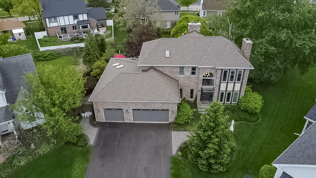 526 Spruce Lane, Lisle, IL 60532