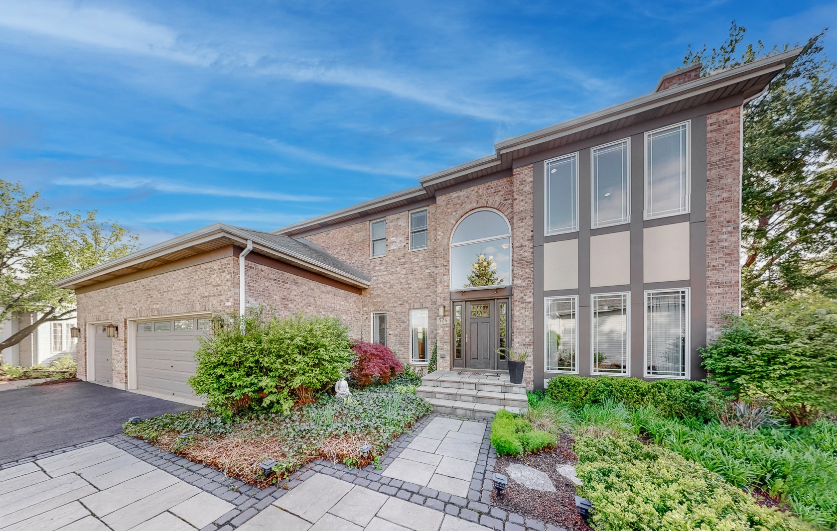 526 Spruce Lane, Lisle, IL 60532