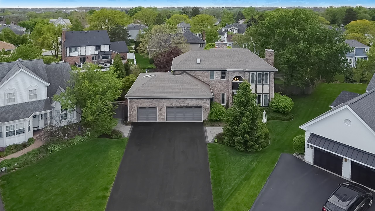 526 Spruce Lane, Lisle, IL 60532
