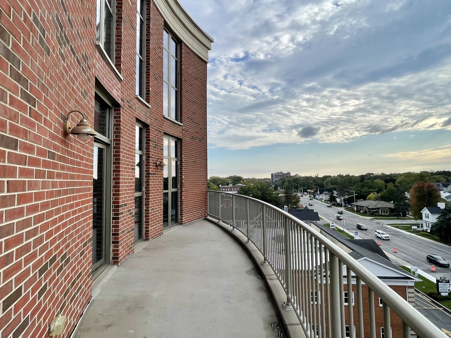 520 S WASHINGTON Street #604, Naperville, IL 60540