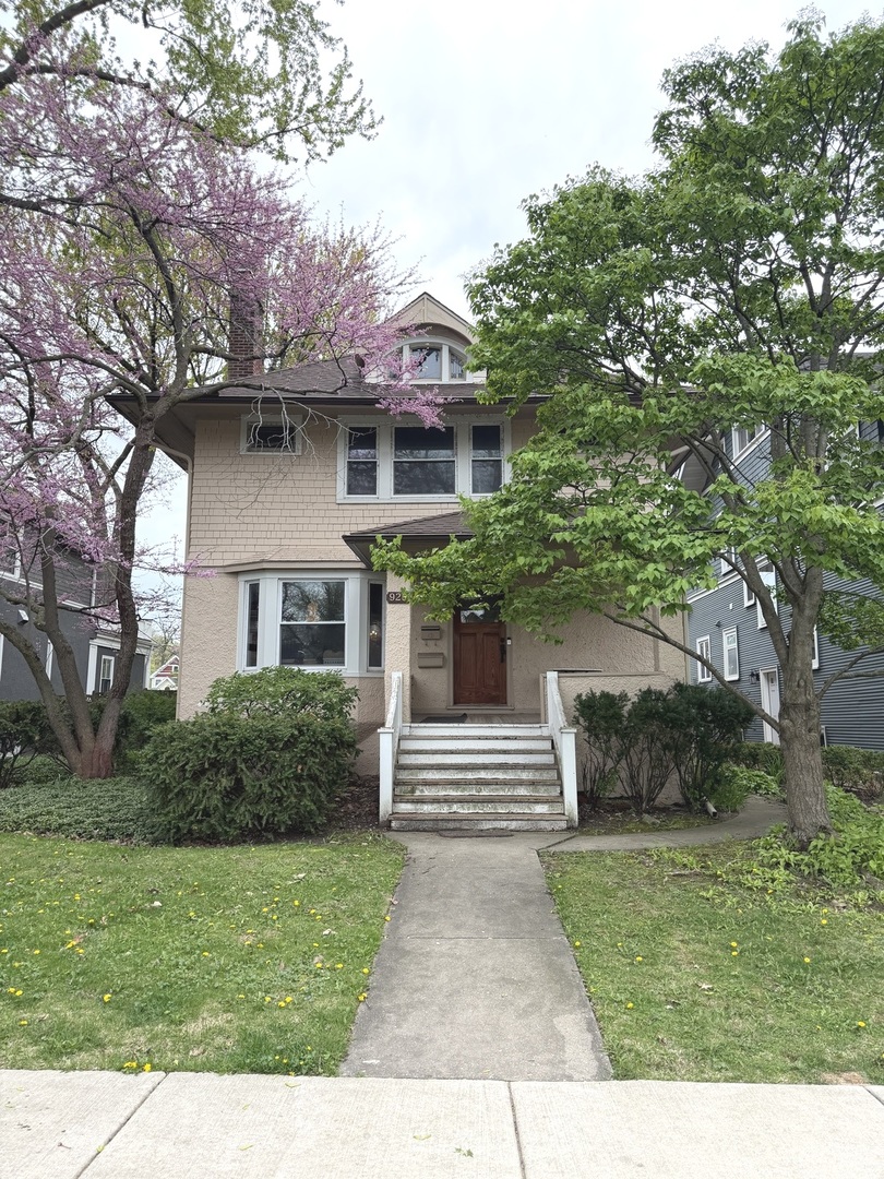 925 Greenleaf Avenue, Wilmette, IL 60091