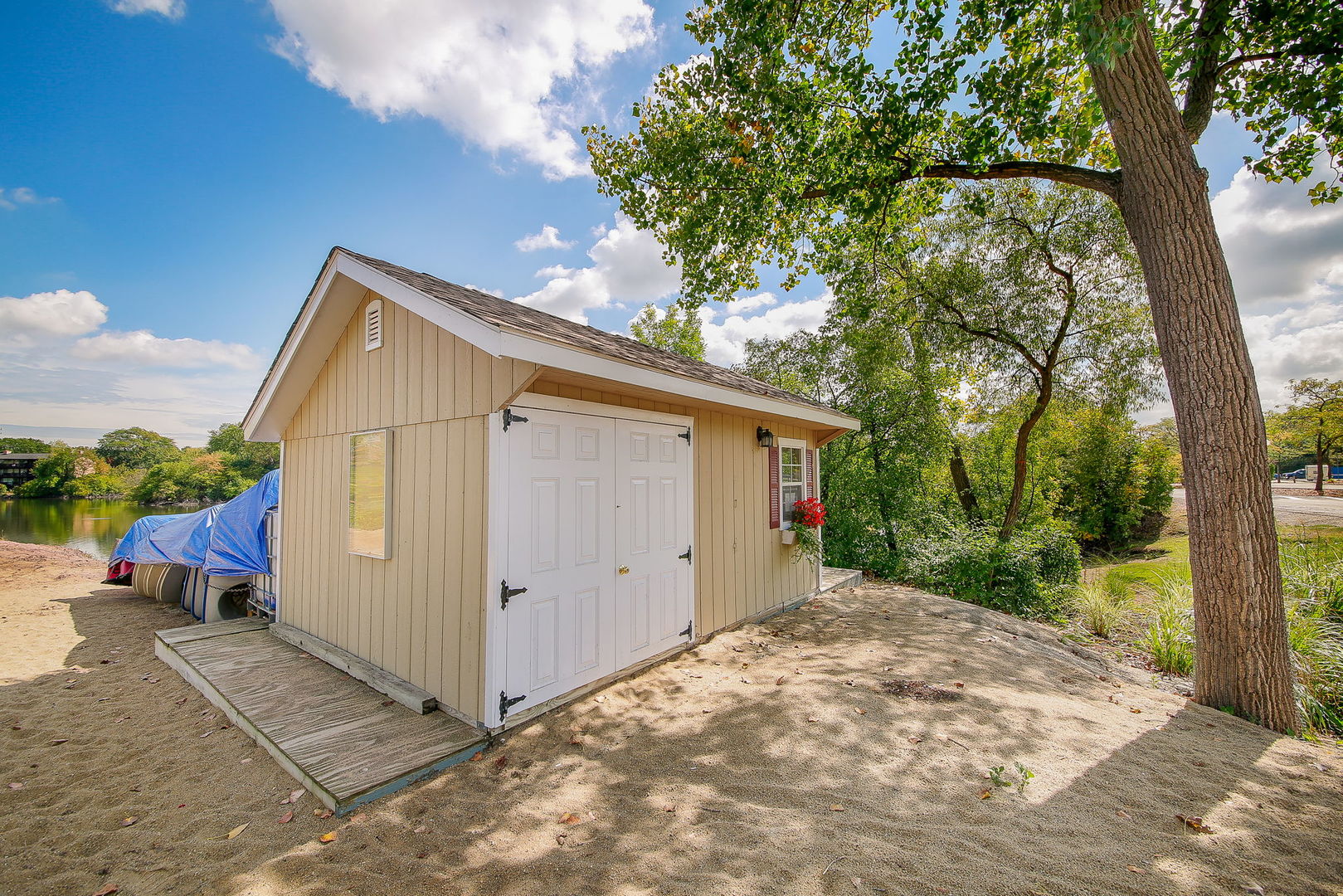 5542 E Lake Drive #74E, Lisle, IL 60532