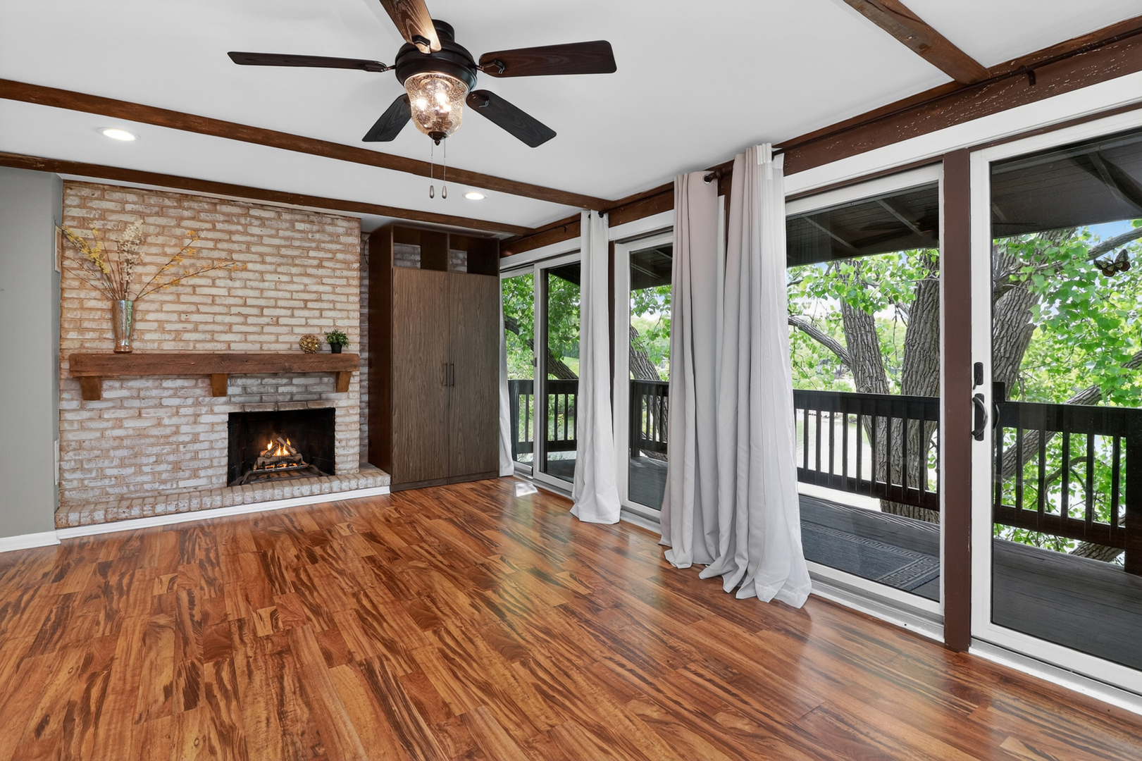 5542 E Lake Drive #74E, Lisle, IL 60532