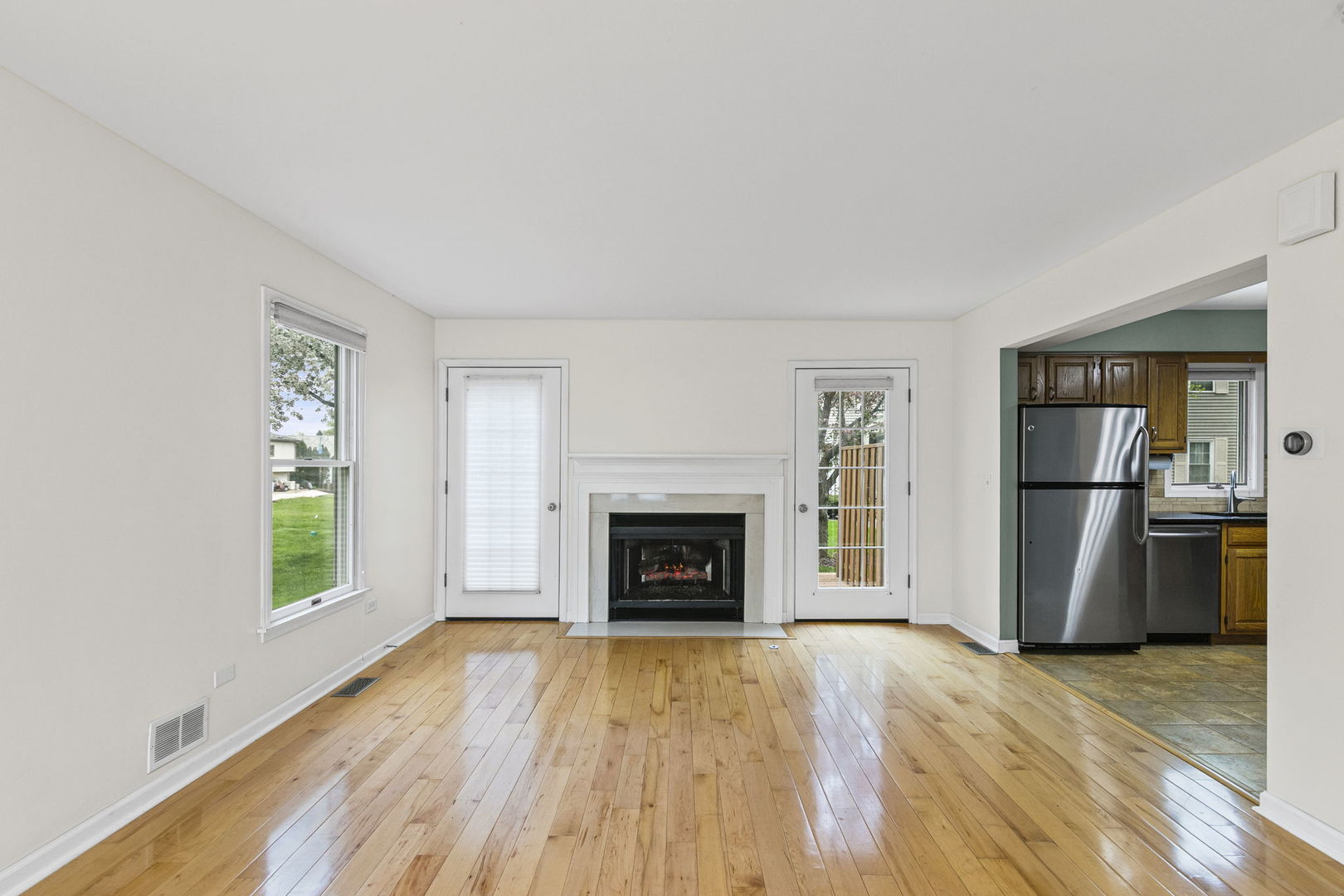 34415 N Saddle Lane, Gurnee, IL 60031