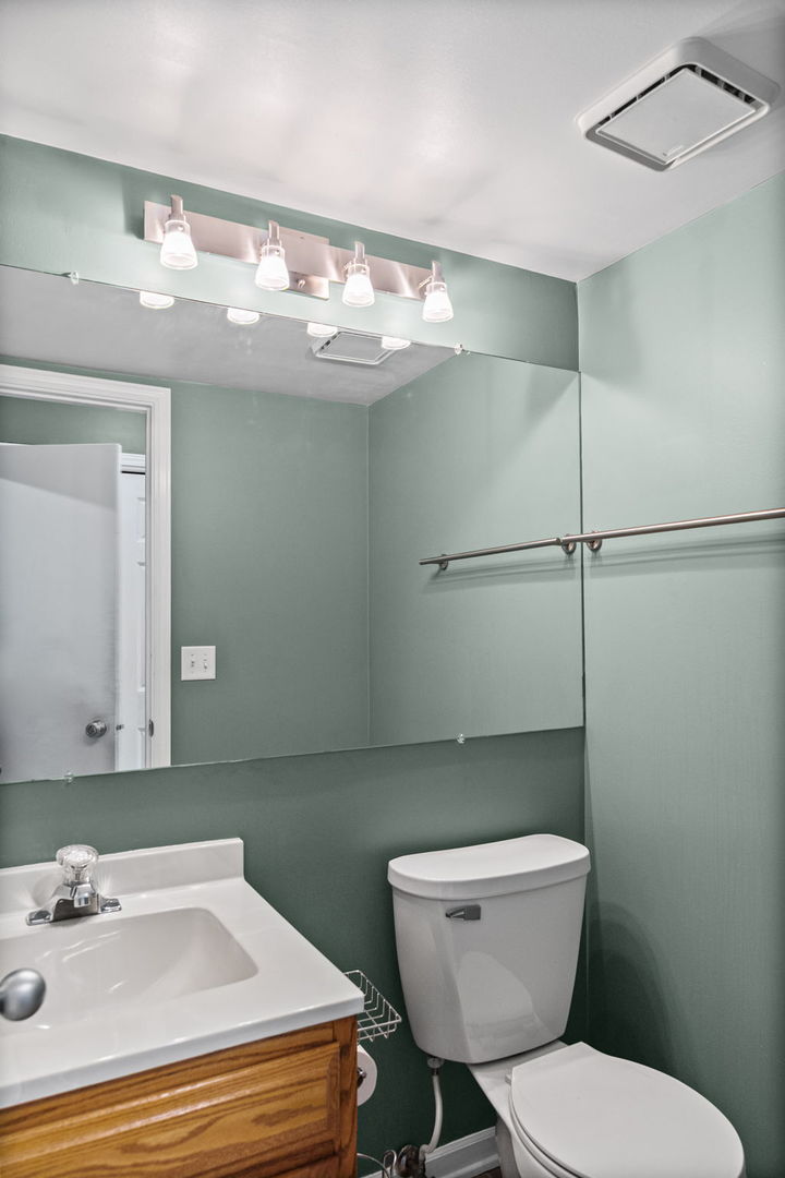 34415 N Saddle Lane, Gurnee, IL 60031