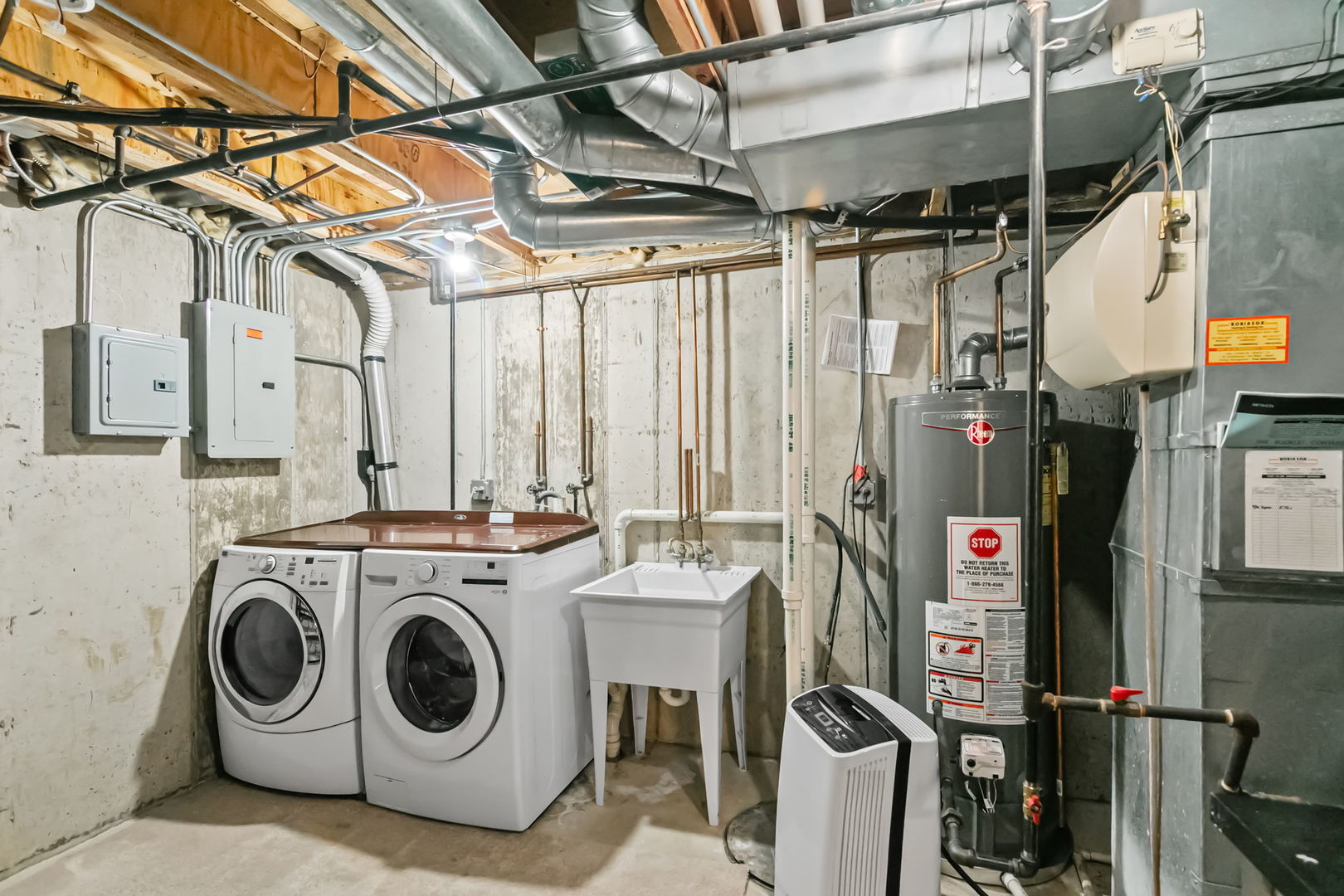 34415 N Saddle Lane, Gurnee, IL 60031