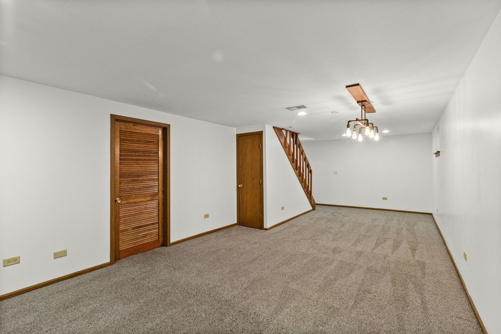 34415 N Saddle Lane, Gurnee, IL 60031