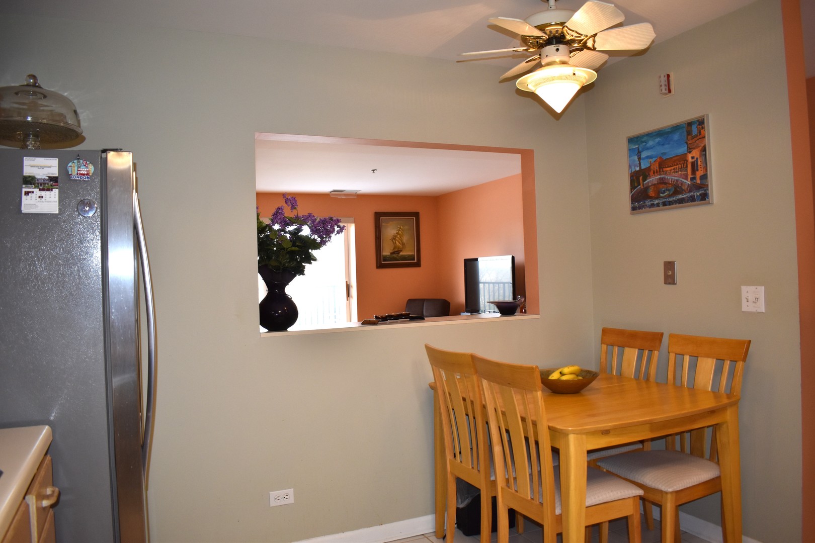 451 TOWN PLACE Circle #307, Buffalo Grove, IL 60089