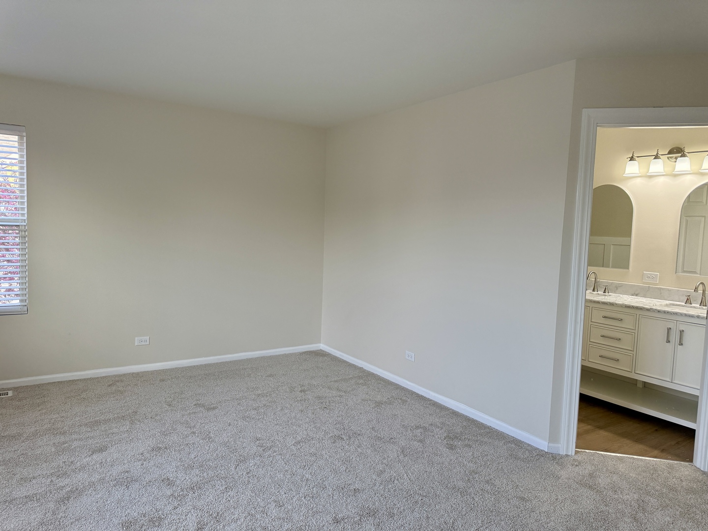 4533 Garritano Street #A, Yorkville, IL 60560