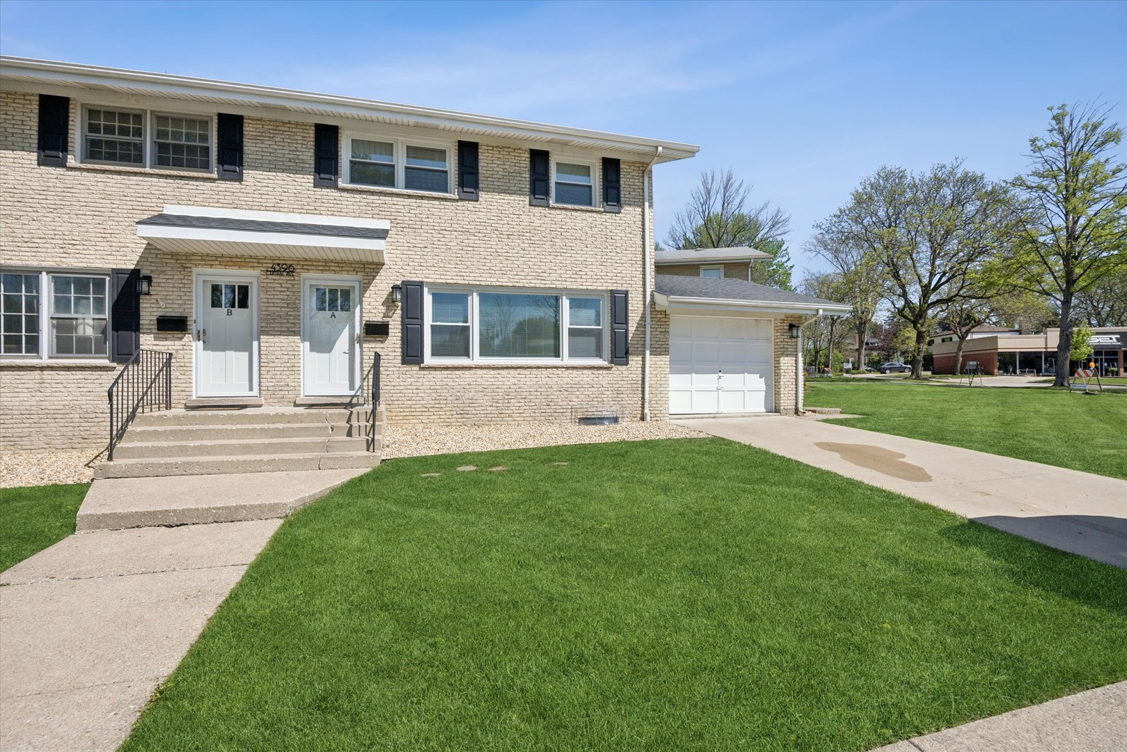 4396 Central Avenue #A, Western Springs, IL 60558