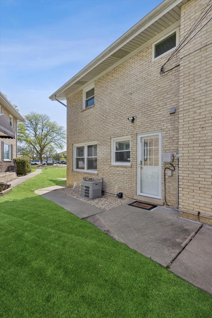 4396 Central Avenue #A, Western Springs, IL 60558