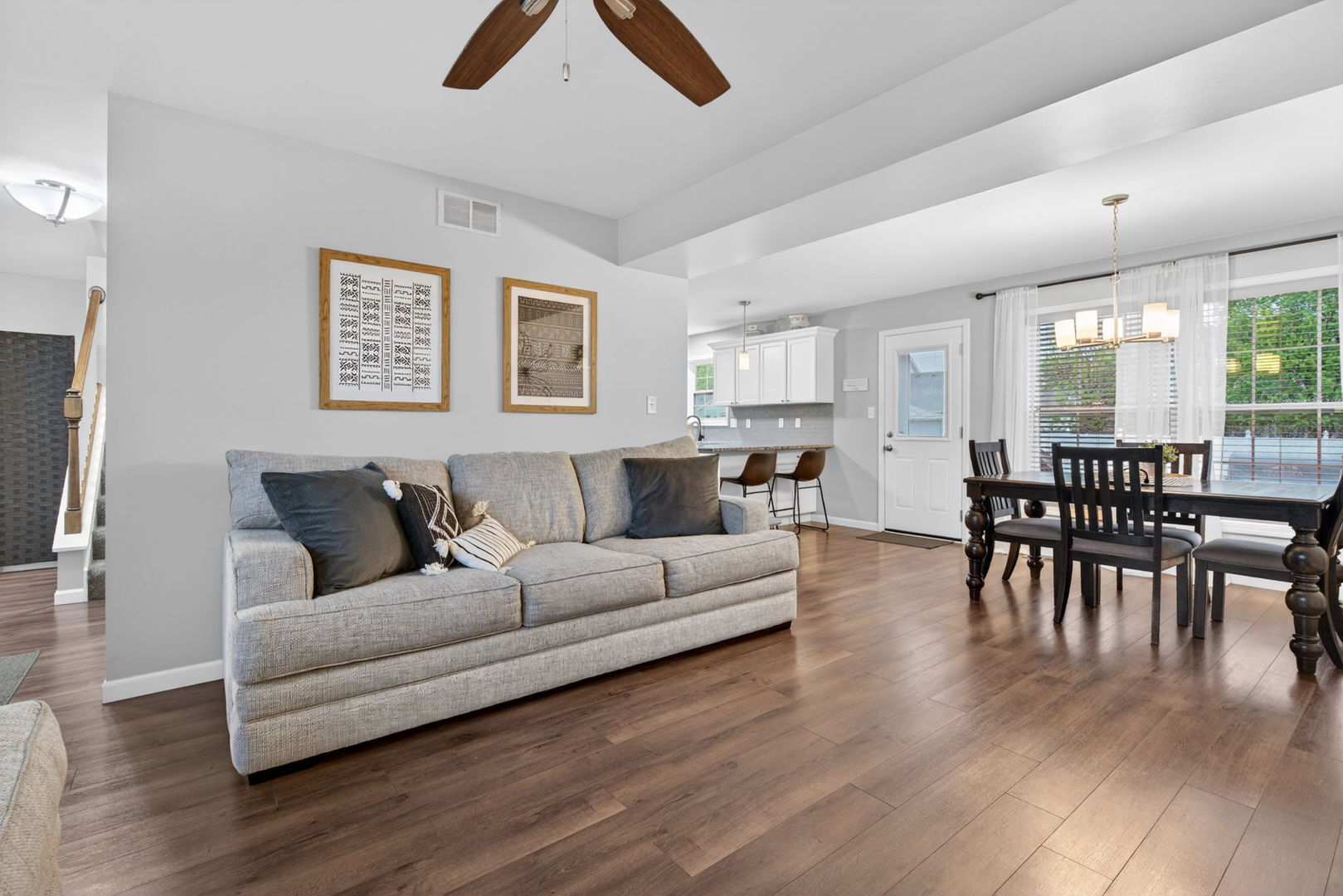 300 Arrowhead Drive, Minooka, IL 60447