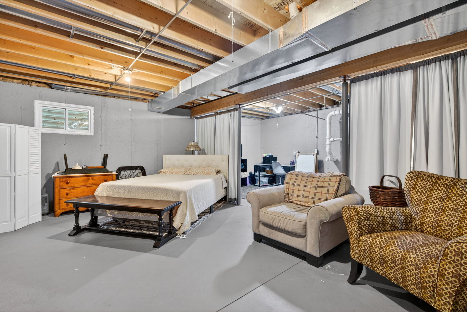 300 Arrowhead Drive, Minooka, IL 60447