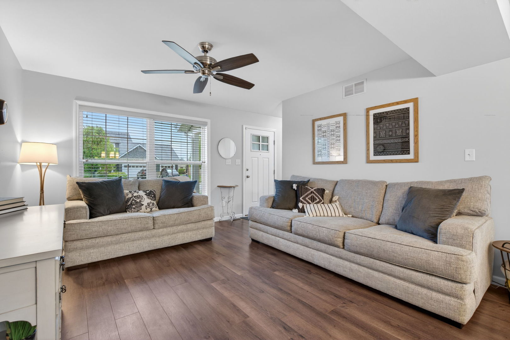 300 Arrowhead Drive, Minooka, IL 60447