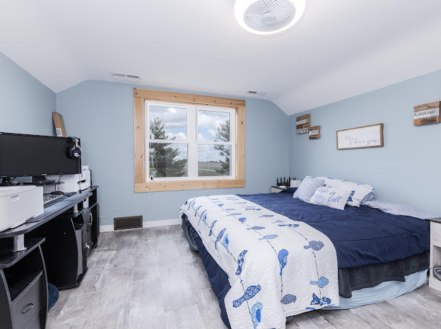 2950 County Road 1100, El Paso, IL 61738