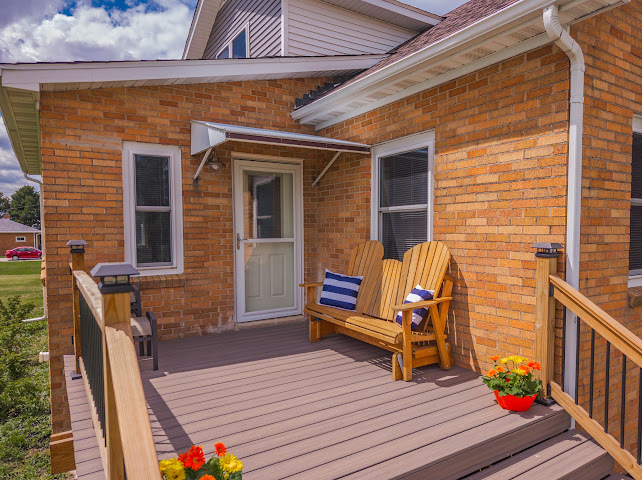 2950 County Road 1100, El Paso, IL 61738