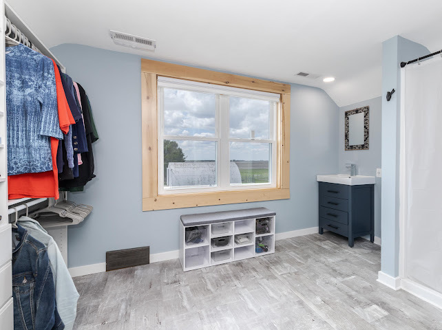 2950 County Road 1100, El Paso, IL 61738