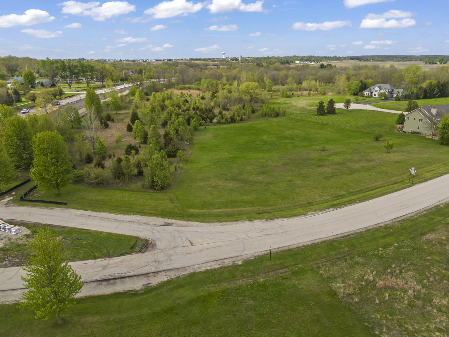 8032 Shadow Creek Lane, Yorkville, IL 60560