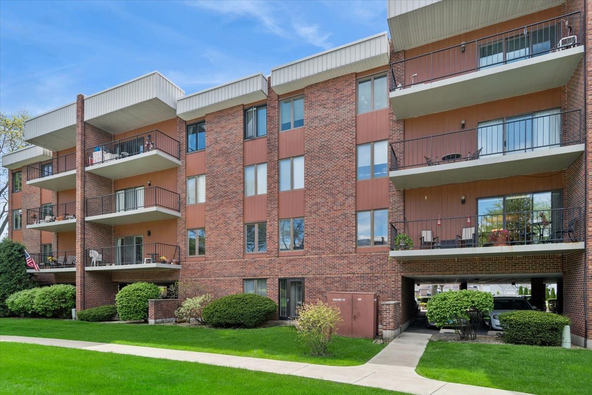 6565 Main Street #201, Downers Grove, IL 60516