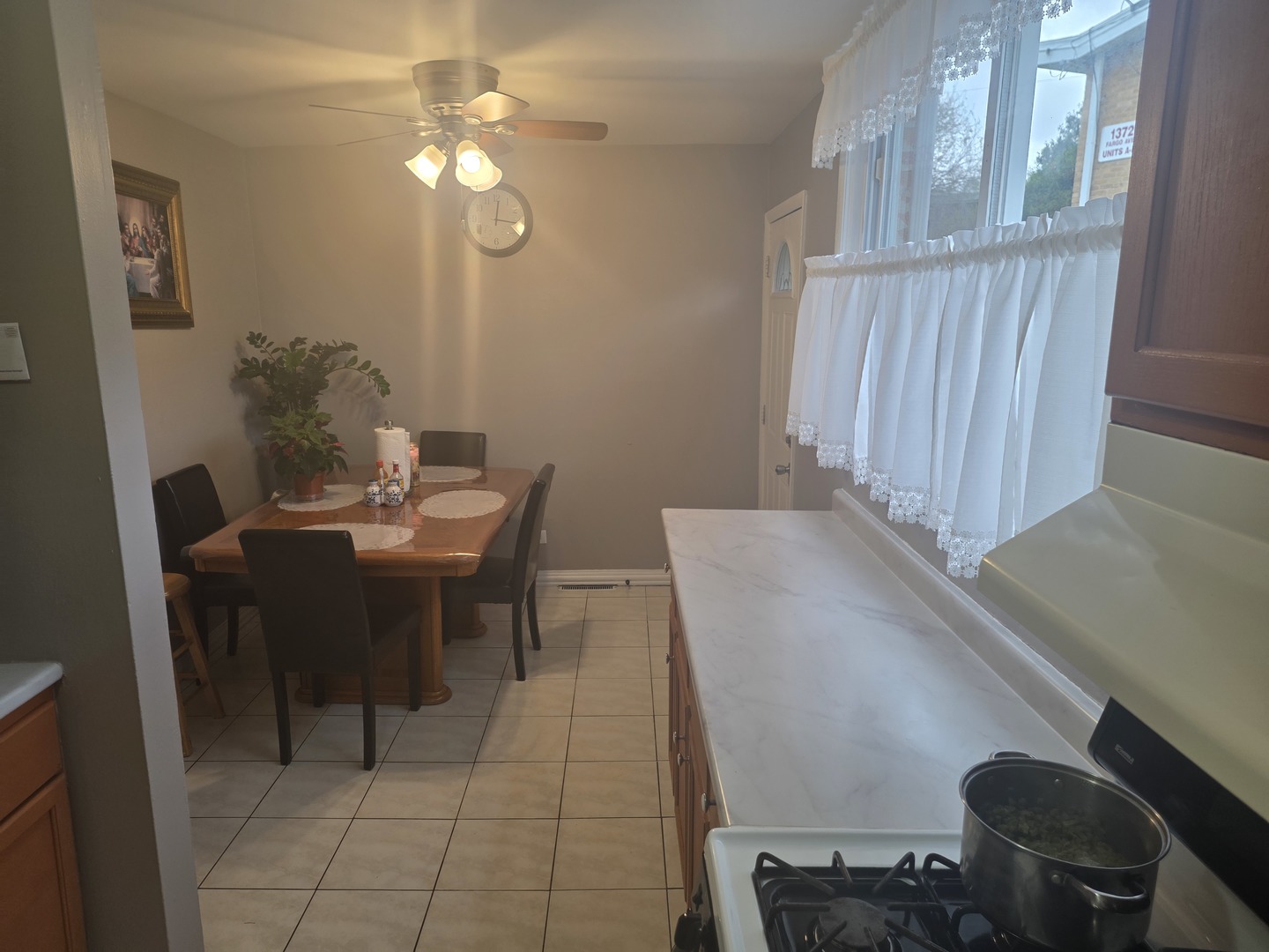 2129 Ash Street #G, Des Plaines, IL 60018
