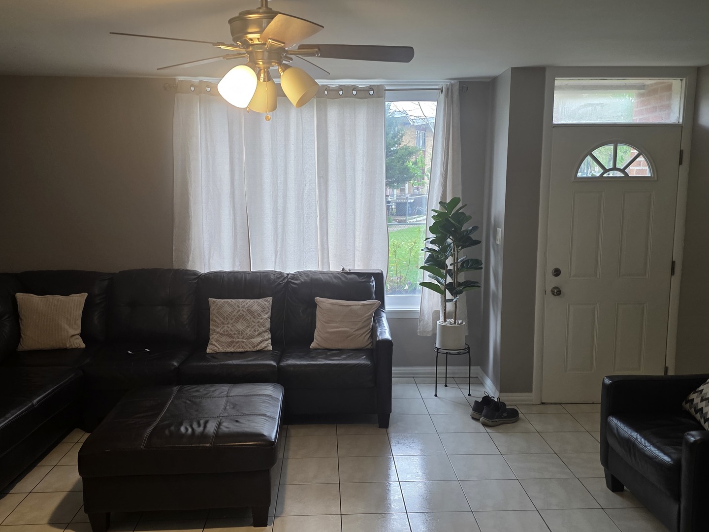 2129 Ash Street #G, Des Plaines, IL 60018