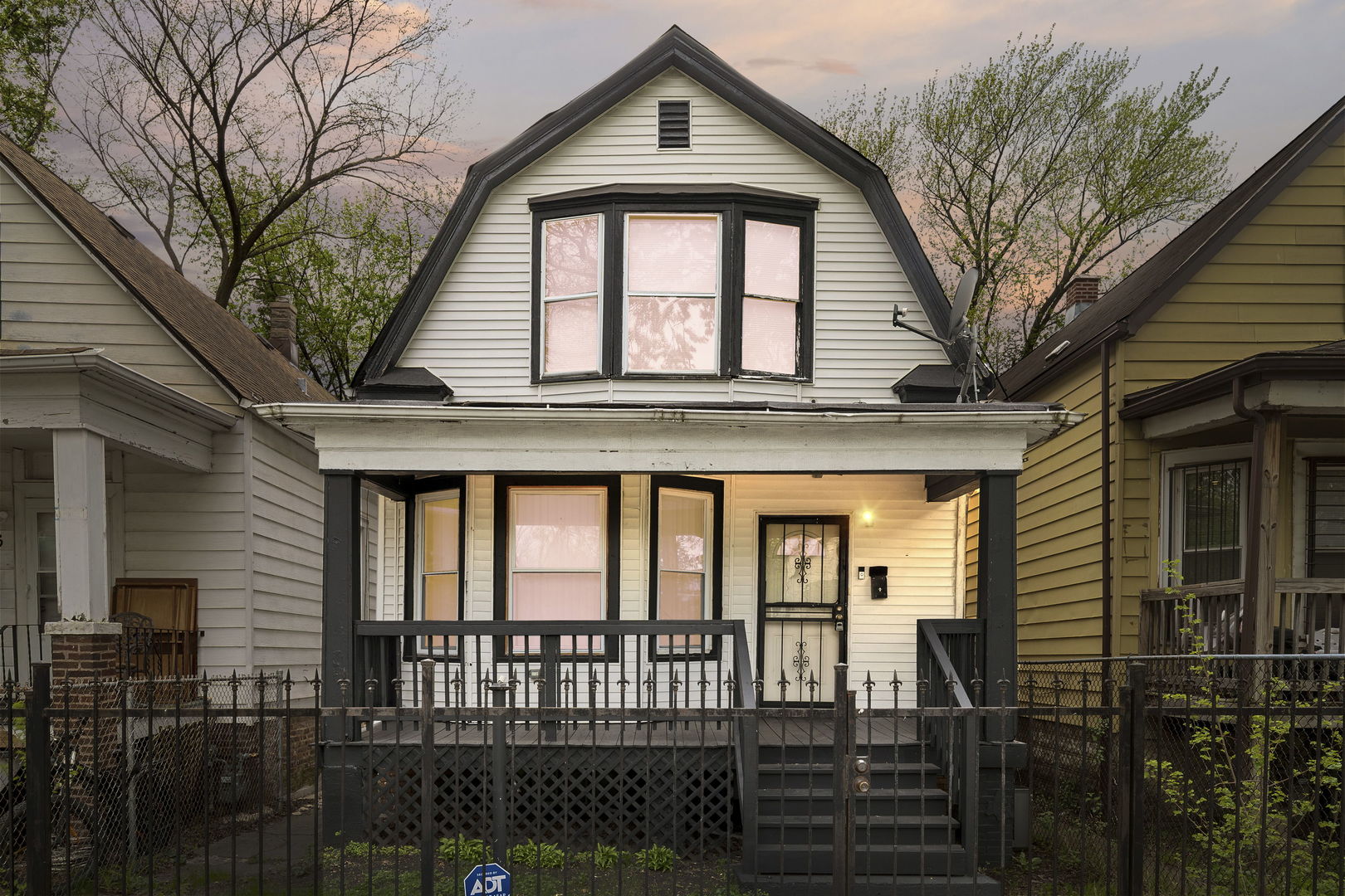 6012 S Honore Street, Chicago, IL 60636