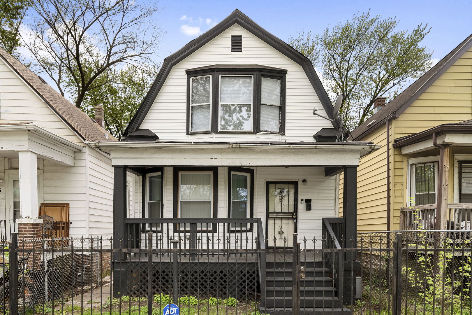 6012 S Honore Street, Chicago, IL 60636