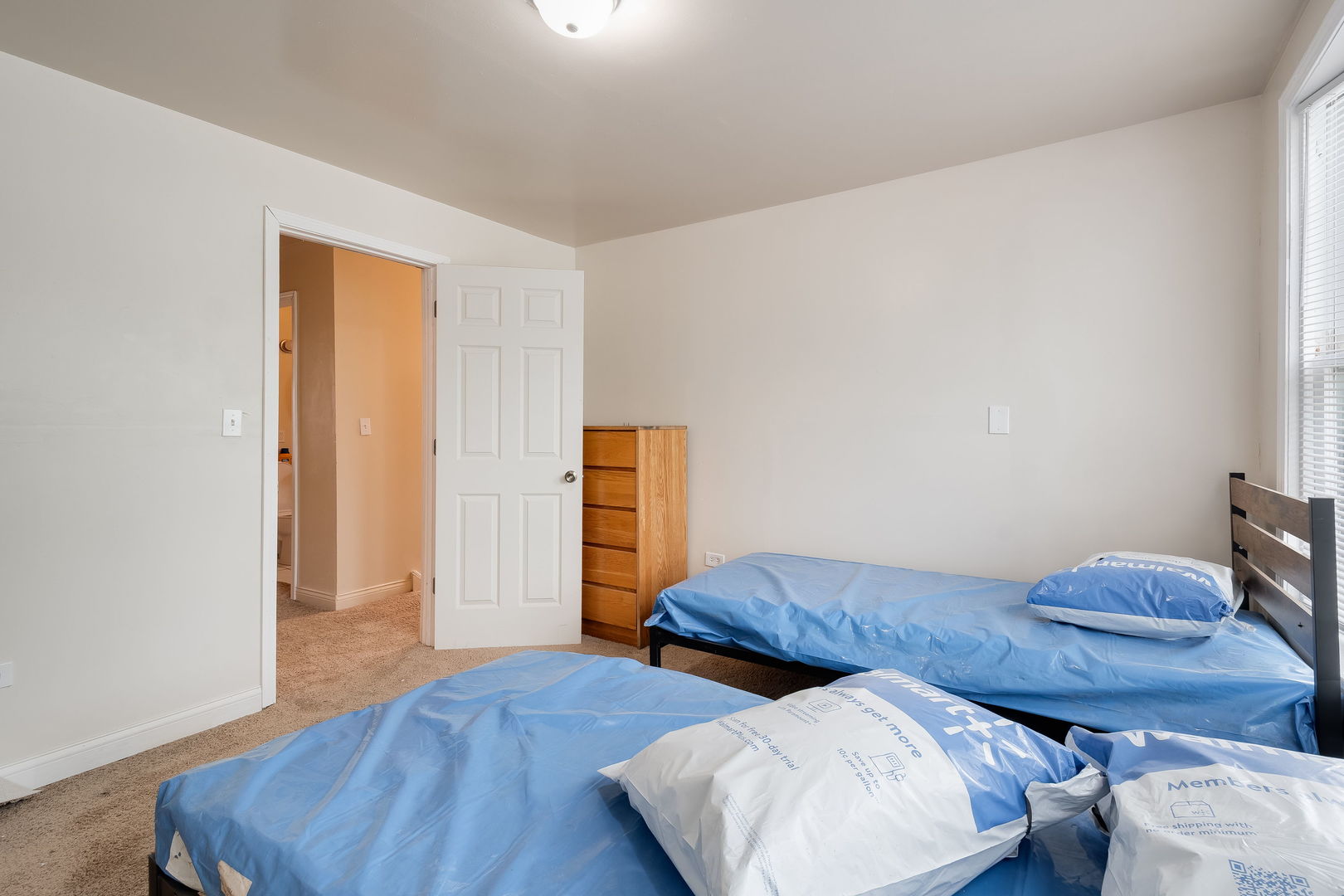 6012 S Honore Street, Chicago, IL 60636