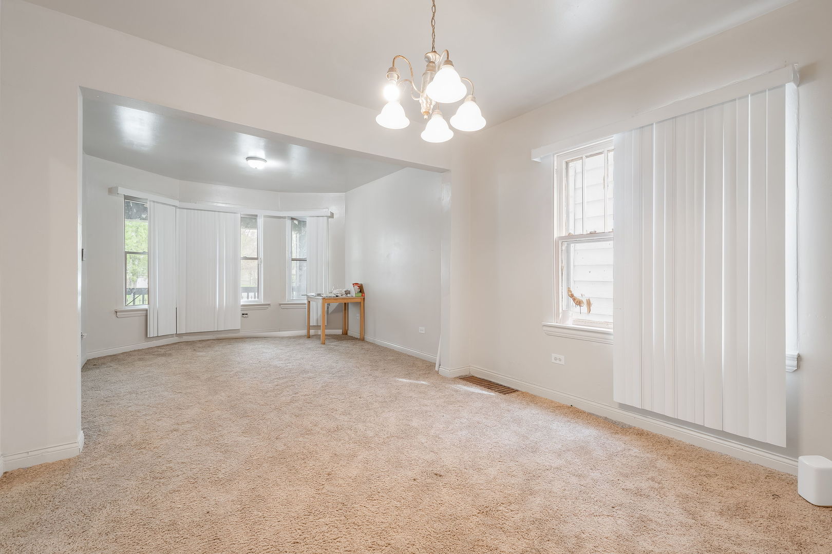 6012 S Honore Street, Chicago, IL 60636