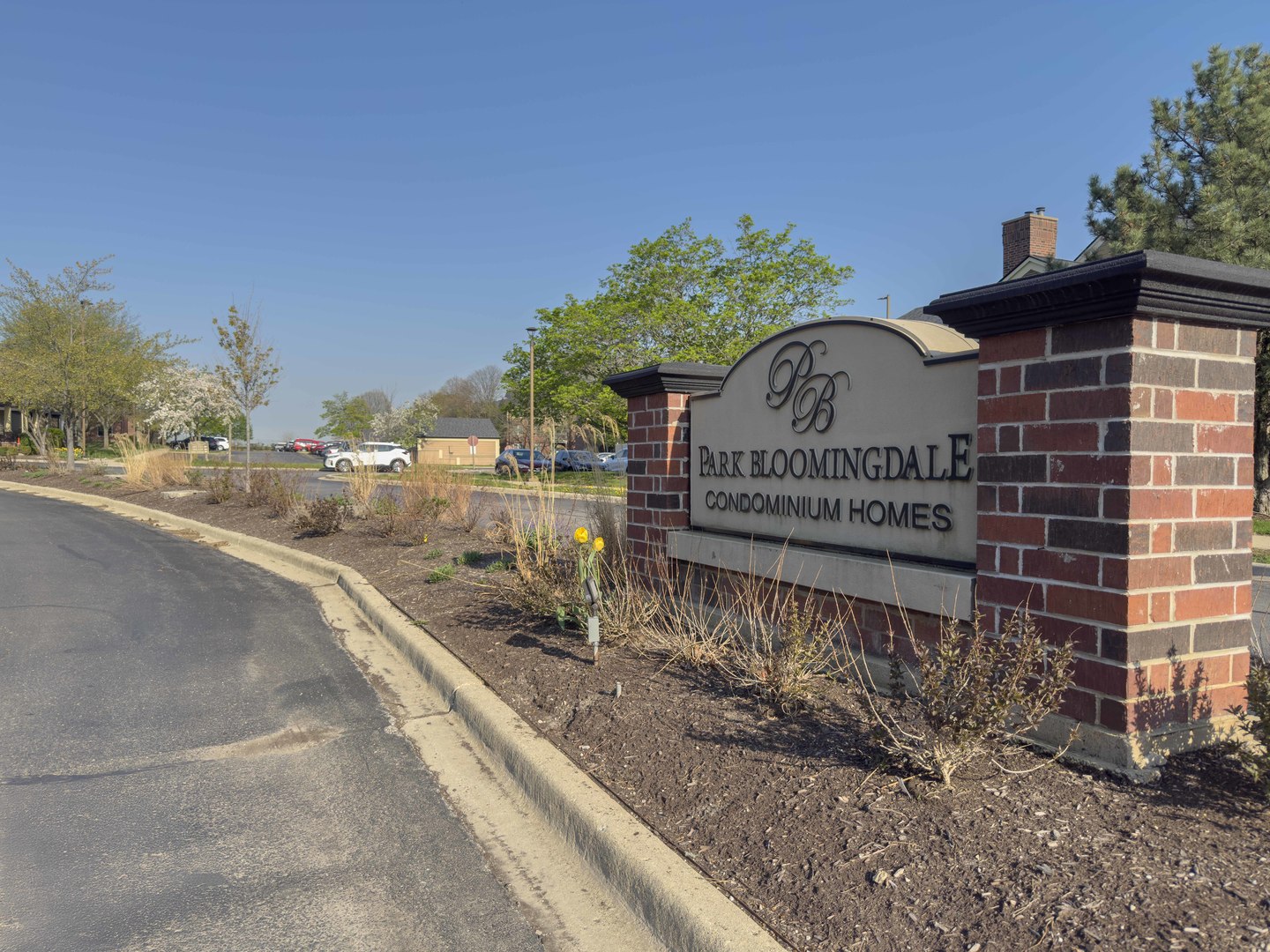 104 Glengarry Drive #6-105, Bloomingdale, IL 60108